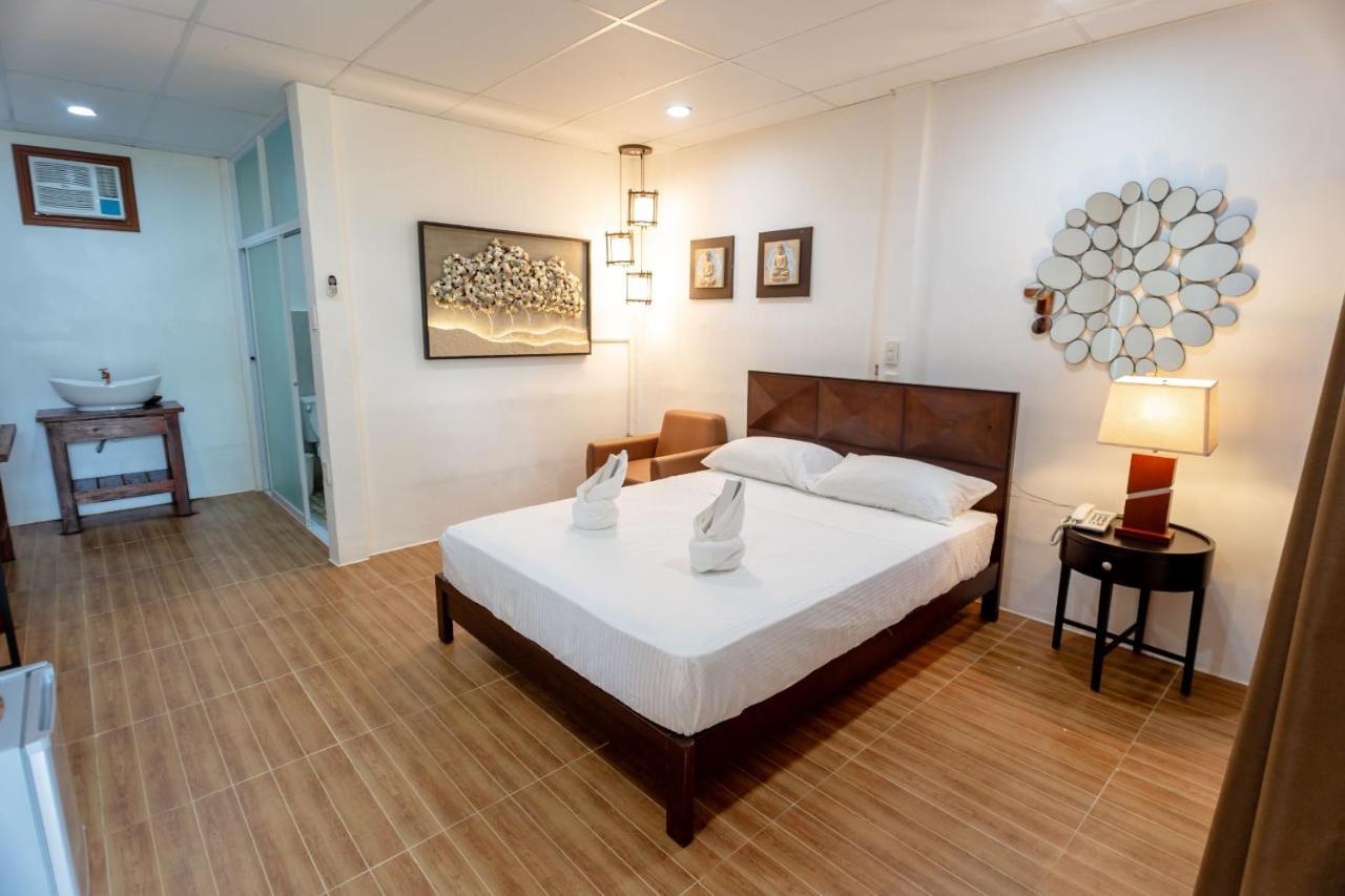 Madison Garden And Residences Panglao Eksteriør billede