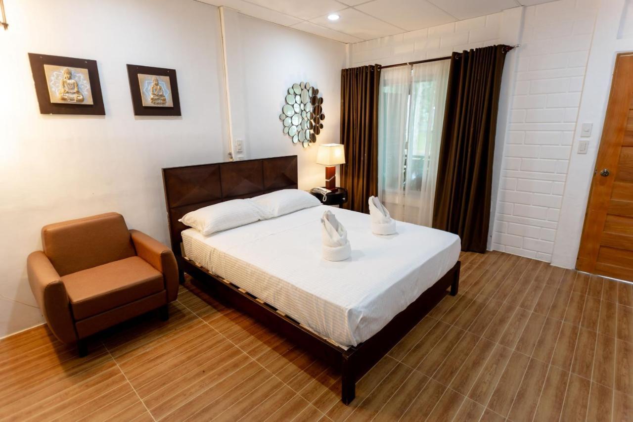 Madison Garden And Residences Panglao Eksteriør billede